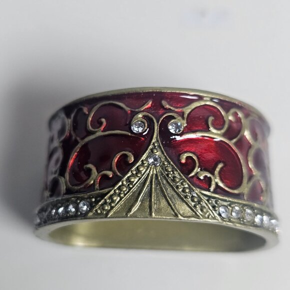 Bombay Set of 4 Ornate Motif Napkin Rings with Gem Accents - Picture 2 of 5